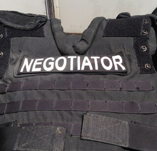 Hostage & Crisis Negotiators: Nonverbal Communication Basics