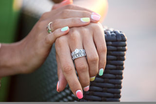 4,900+ Divorce Ring Stock Photos, Pictures & Royalty-Free Images - iStock |  Woman divorce ring