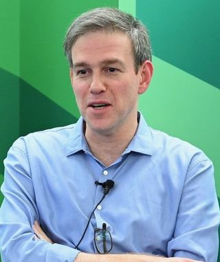 Dan Bayer Dan Bayer