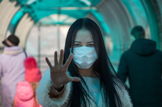 V Peremen. Coronavirus 2019–20 COVID-19 Girl in mask on the street. Stop pandemic and panic 18 March 2020, Wikimedia Commons V Peremen. Coronavirus 2019–20 COVID-19 Girl in mask on the street. Stop pandemic and panic 18 March 2020, Wikimedia Commons