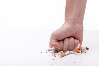 https://cdn.psychologytoday.com/sites/default/files/styles/article-inline-half-caption/public/field_blog_entry_images/2020-09/123rf47502406_s_hand_with_cigarettes.jpg?itok=EYf56mIt