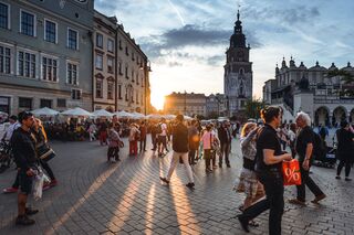  Jacek Dylag via Unsplash