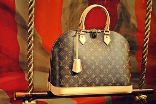  Louis Vuitton/O.Horbacz/Wikimedia Commons