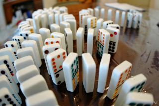 Dominoes
