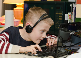 Chris Parfitt/Child Using Laptop/Flickr Chris Parfitt/Child Using Laptop/Flickr
