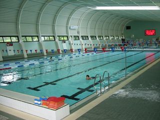 https://commons.wikimedia.org/wiki/Swimming_pool#/media/File:Fm_stirling_pool.jpg https://commons.wikimedia.org/wiki/Swimming_pool#/media/File:Fm_stirling_pool.jpg