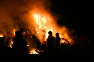 Osterfeuer_Kids by Daniel Schwen/WikiMedia, used via a Creative Commons Attribution-Share Alike 2.5 Osterfeuer_Kids by Daniel Schwen/WikiMedia, used via a Creative Commons Attribution-Share Alike 2.5
