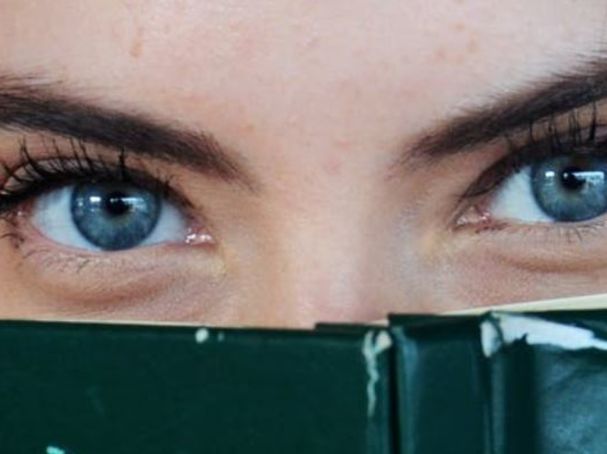 11 Major Flirting Techniques For Women Psychology Today