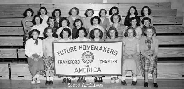 How Do You Feel about the Word 'Homemaker'? | Psychology Today