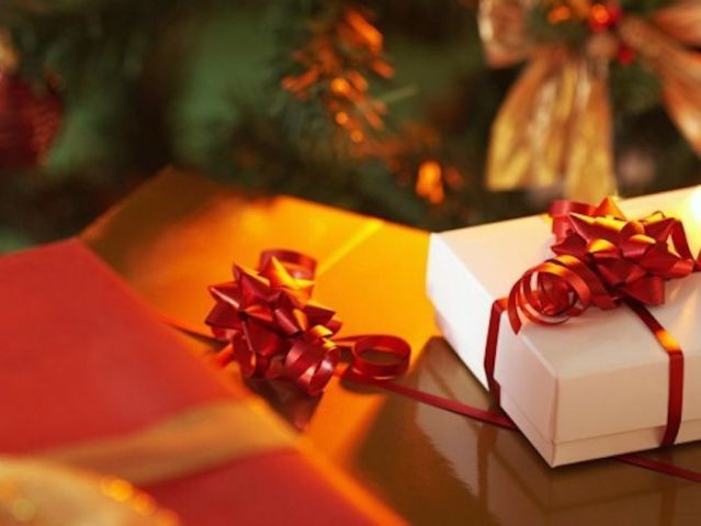 What to give for deals a christmas gift