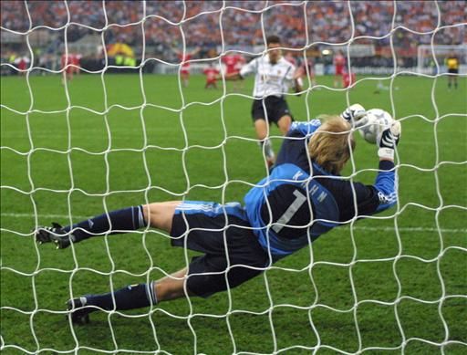 The Psychology Of Penalty Kicks | Psychology Today