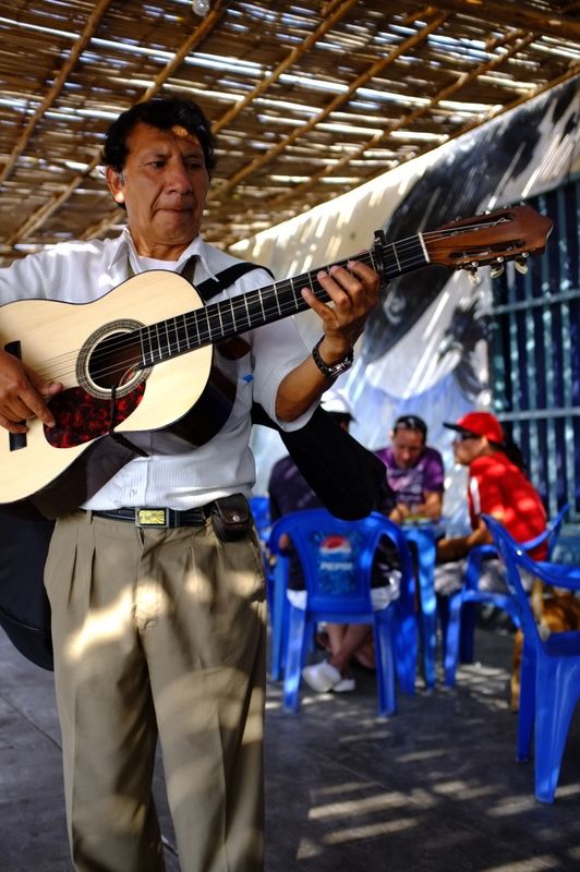 Huanchaco, Peru. Photo (C) Carl Beuke 2012.