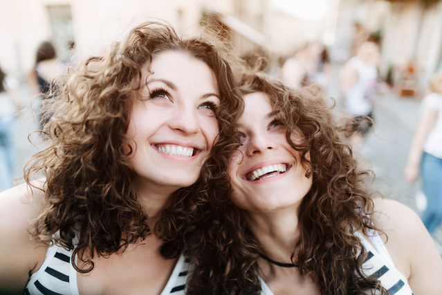 Twins Individual Identities And Common Bonds Psychology