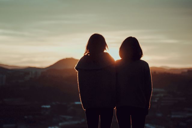 The Reciprocal Relationships Between Anorexia and Friendship