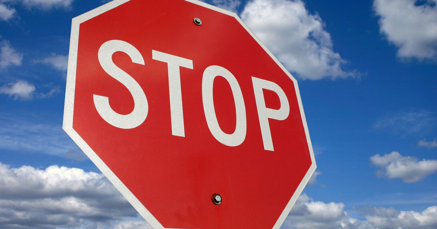 Cold turkey. Знак стоп рукой военный. Стоп альбом. Perfect stop. Stop capping.